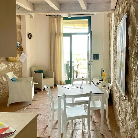 Apartment Among Scrubland And Beaches In Cova