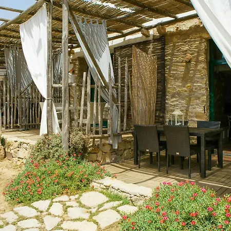 Among Scrubland And Beaches In Cova Apartment *
